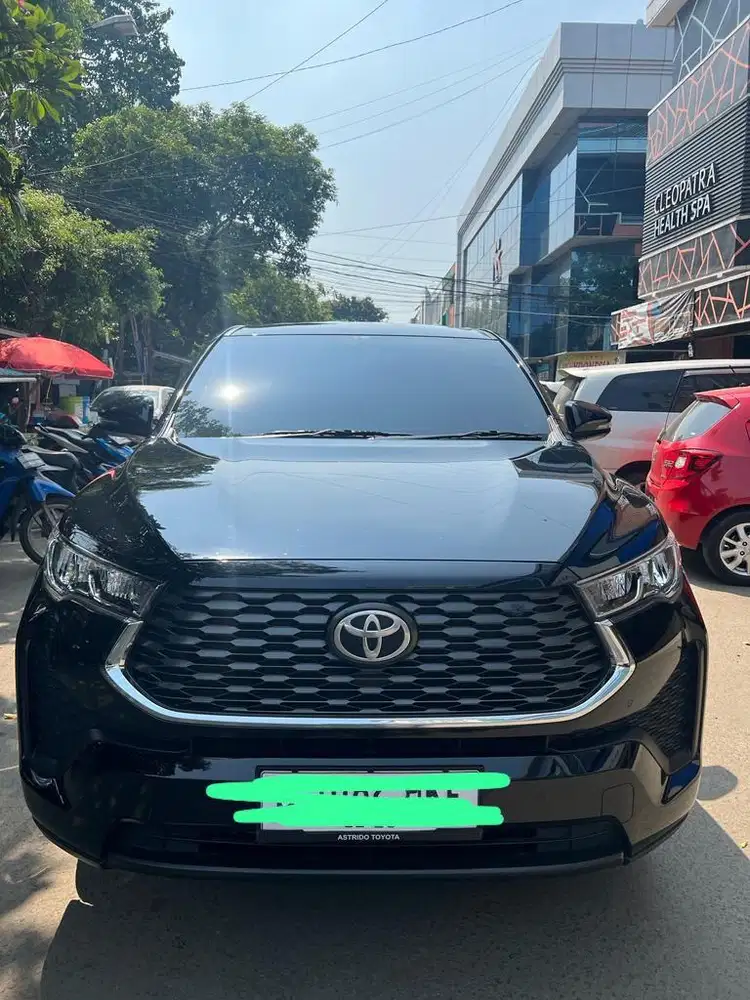 Toyota Zenix 2023 Tipe V Bensin Murah.