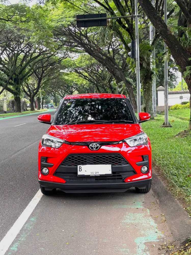 Dijual Toyota Raize 1.2 G CVT Merah