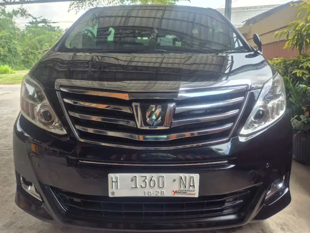 Toyota alphard 2012