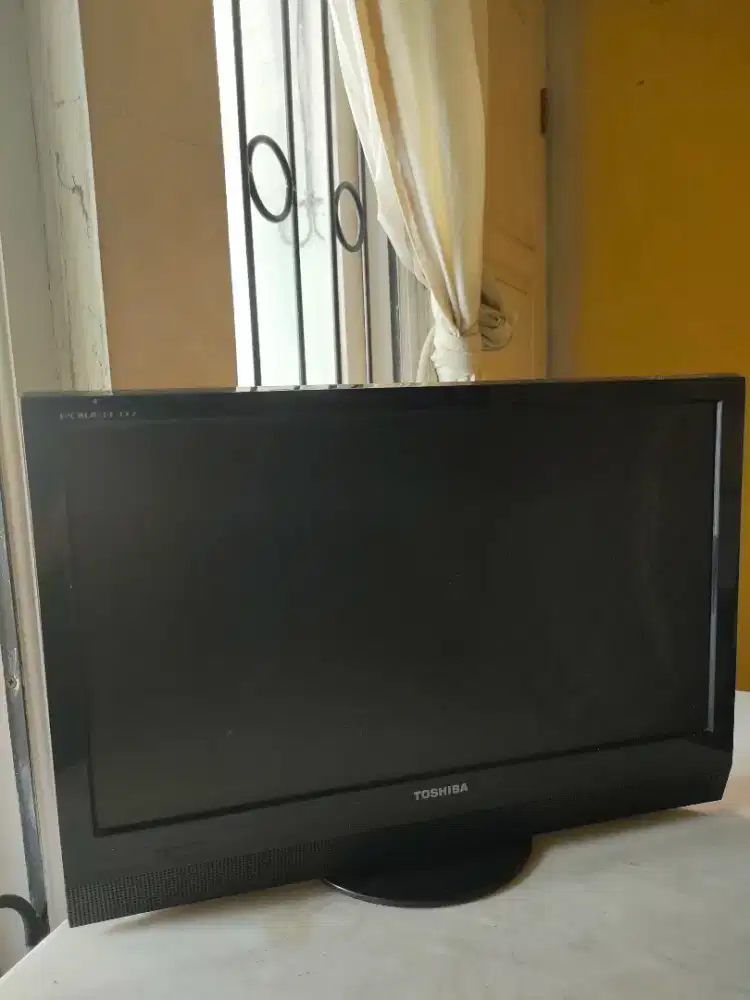 TV Toshiba LCD 19 inch – Rusak, dijual apa adanya