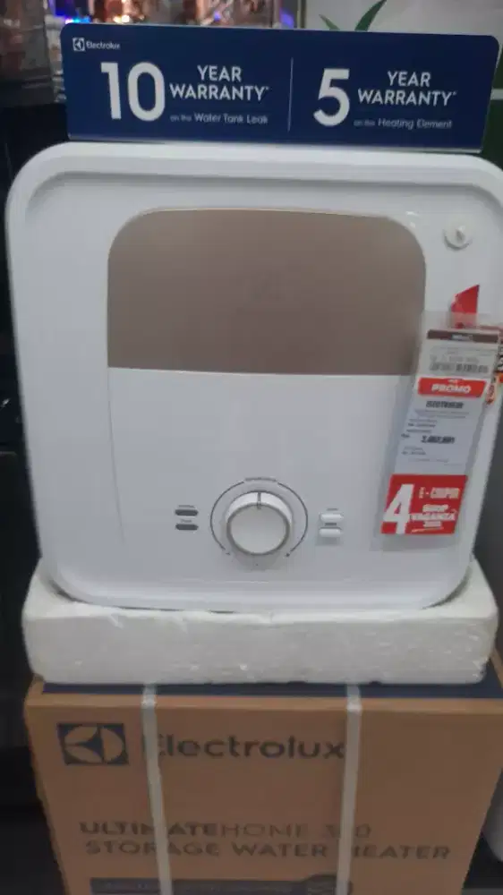 ELECTROLUX EWS 151DX-DWM STORAGE WH 15 L 200 WATT