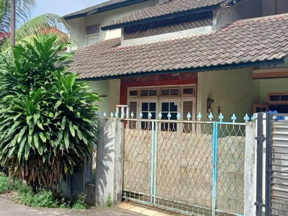 Rumah Hadap Timur LB 200 Siap KPR dekat Mall Pamulang Square J-12165
