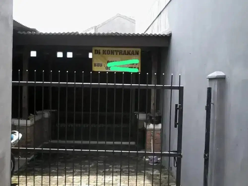 Rumah SHM Luas dekat Stasiun Jurang Mangu Dibantu KPR J-31914
