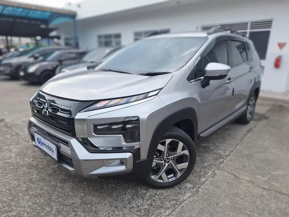 DP MURAH - Mitsubishi Xpander 1.5 Cross Premium Package Bensin-AT 2023