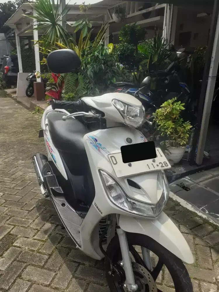 Mio smile 2008 putih standar pabrik dokumen lengkap