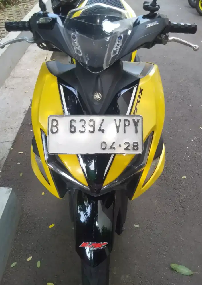 Yamaha Aerox Tipe R Thn 2018 Warna Kuning Modif tipis-tipis Ganteng