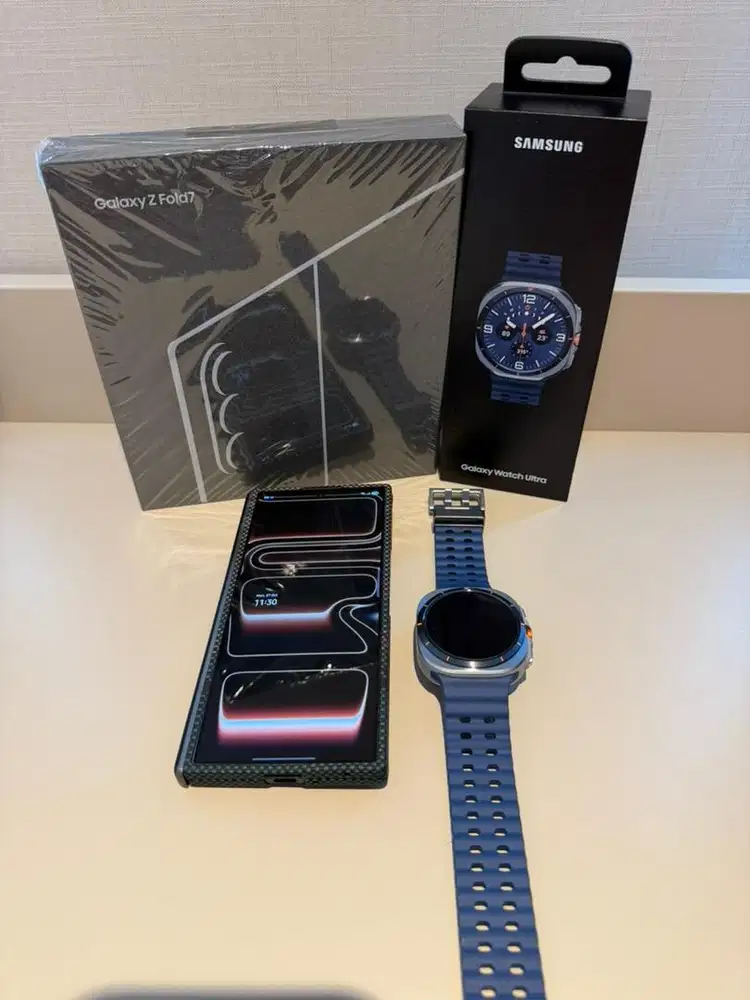 Samsung Fold 7  1TB Black , Watch ultra 2025 Blue