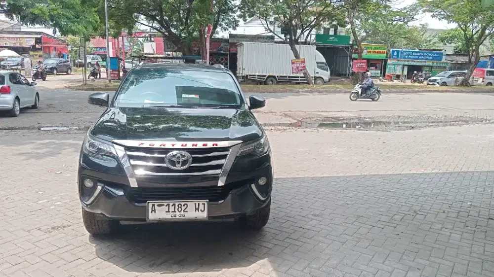Dijual cepat mobil fortuner 2021