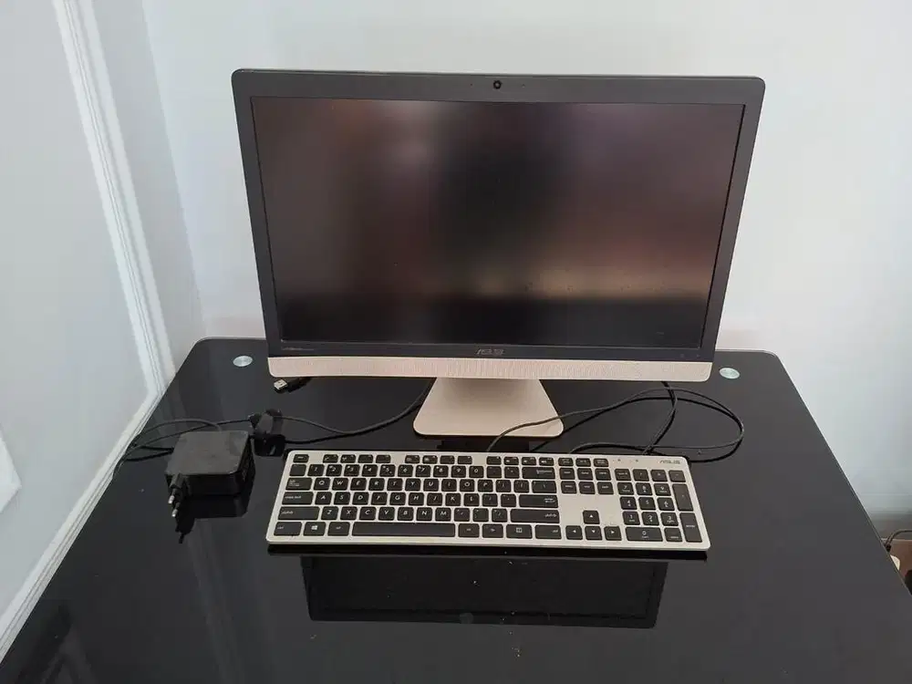 komputer bekas asus VIVO AiO V221