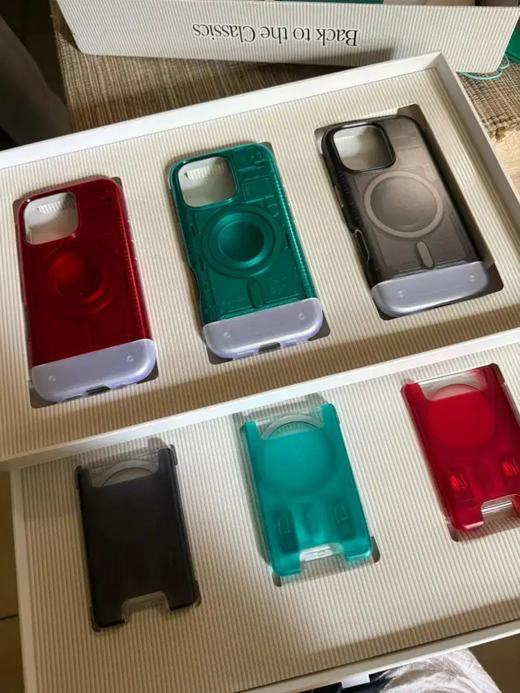 SPIGEN CASE FREE CARD HOLDER iphone 16 PRO
