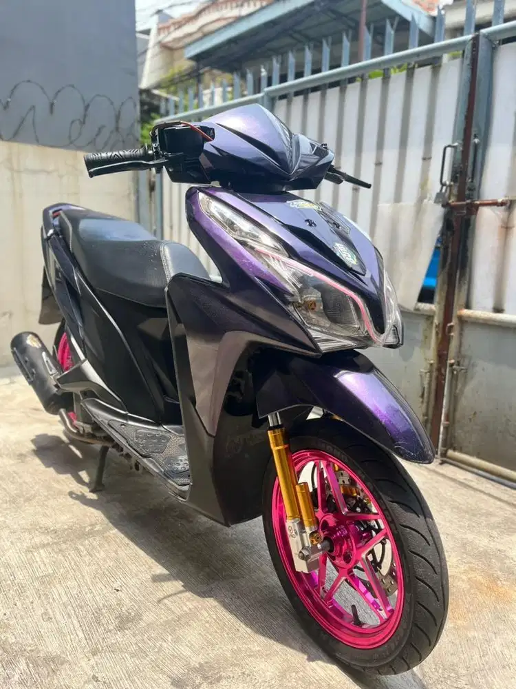 Vario 125 old KZR