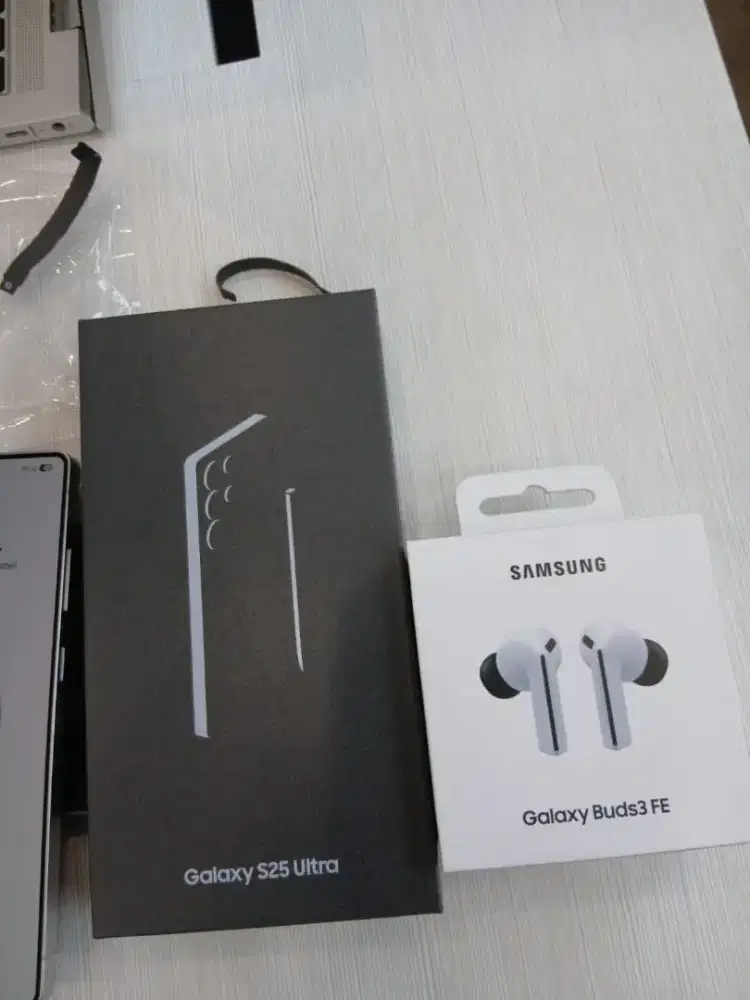 READY STOK GALAXY S25ULTRA GRATIS GALAXY BUDS3 FE , BISA CICILAN 0%