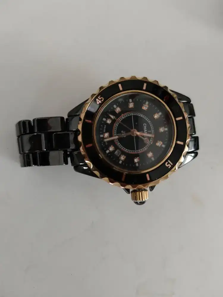 Jam Tangan Wanita CHANEL & BONIA — Elegan, Mewah, Kondisi