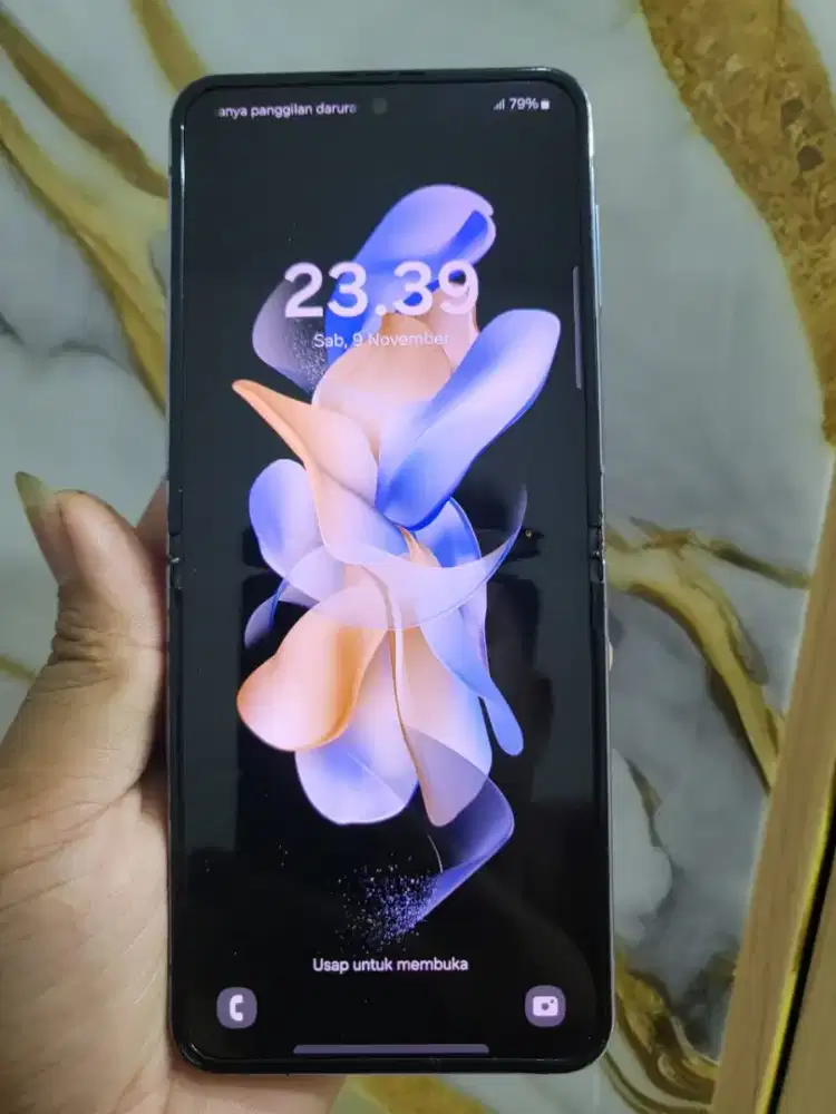 Samsung z flip 4 ram 8/256 Sein
