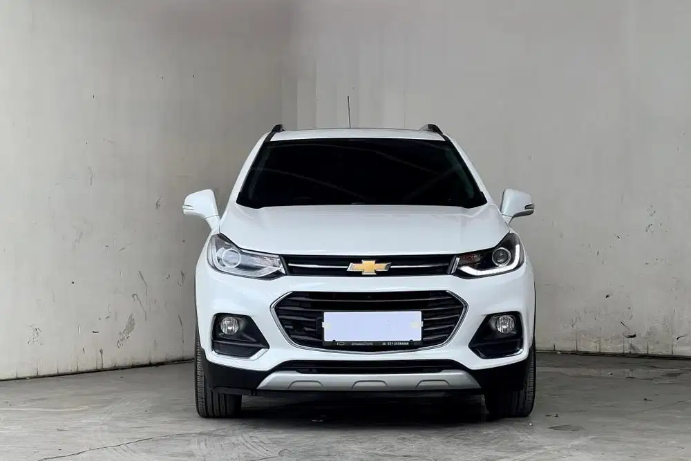 Chevrolet Trax Premier Turbo AT Matic tahun 2018 Putih DP minim 16 jt