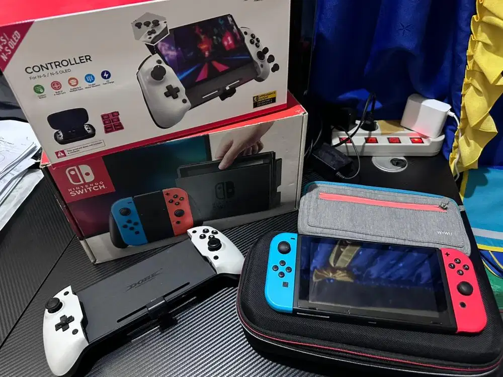 Dijual nintendo switch mulus, banyak bonus dan game banyak