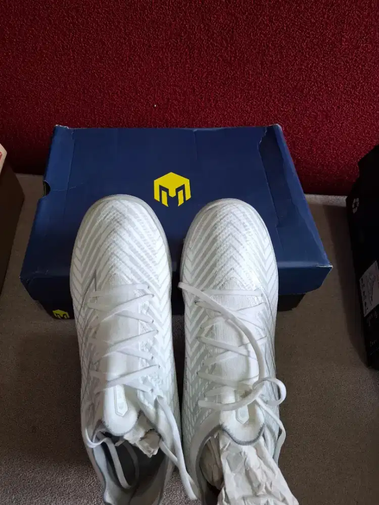 Sepatu futsal  masih bagus