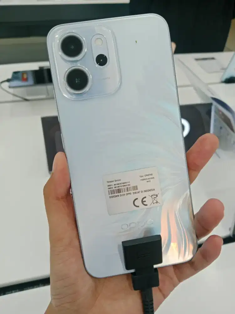 Kredit OPPO Reno 14F