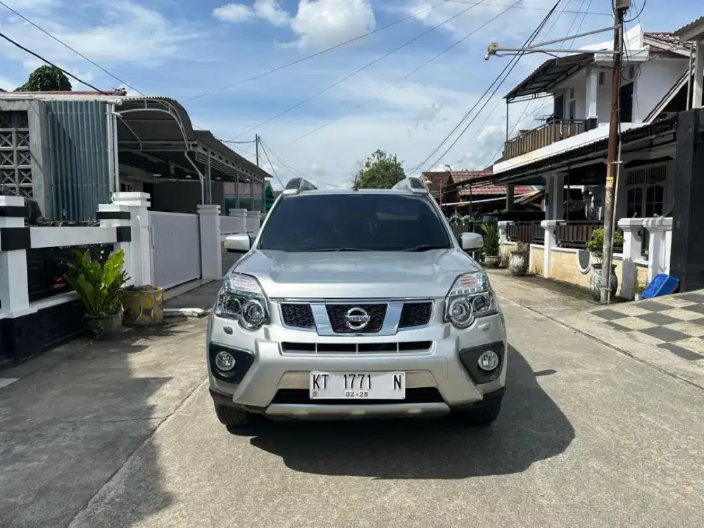 Nissan Xtrail 2.5 XT CVT 2012