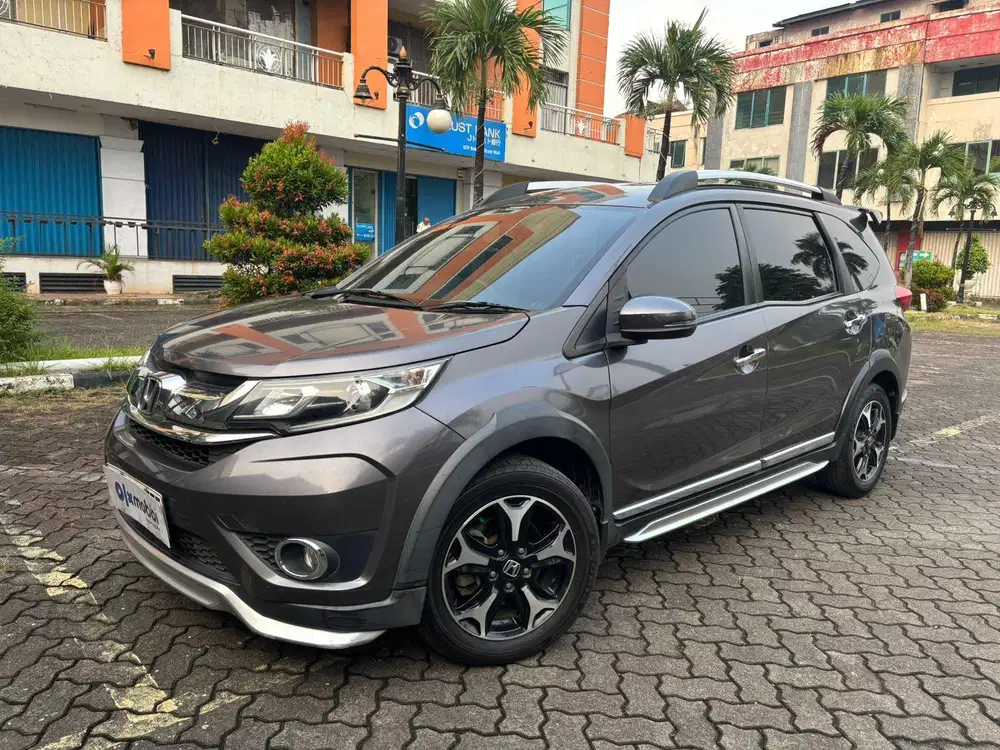 Pajak Panjang - Honda BRV 1.5 E Prestige Bensin-AT 2017