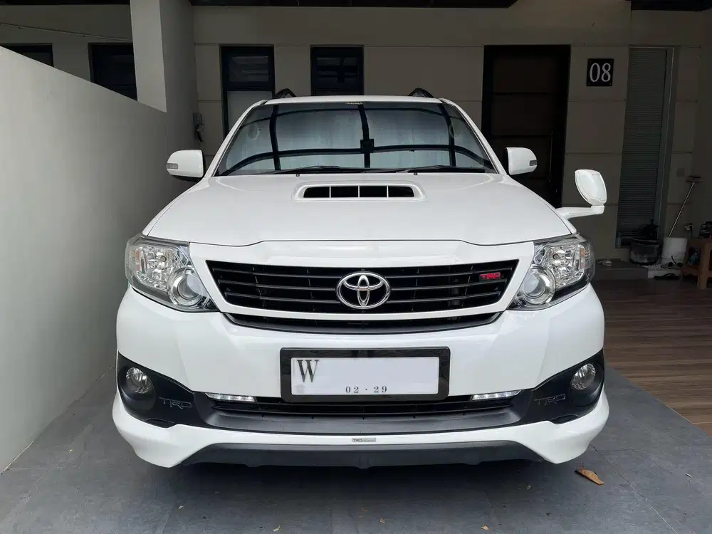 Km60rb! Toyota Fortuner VNT TRD 2015 Istimewa