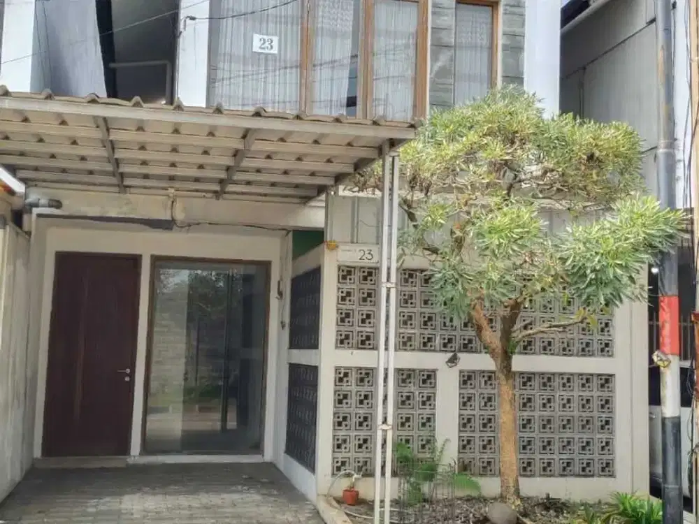 Dijual Rumah di Komplek Buah Batu Square Bandung