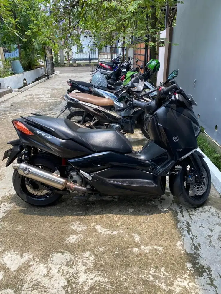 Yamaha Xmax 300