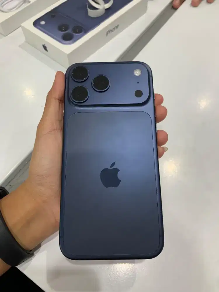 (Bisa Kredit DP 0%) iPhone 17 series garansi resmi iBox