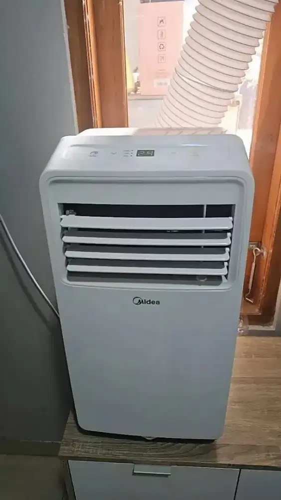 AC Portable Midea