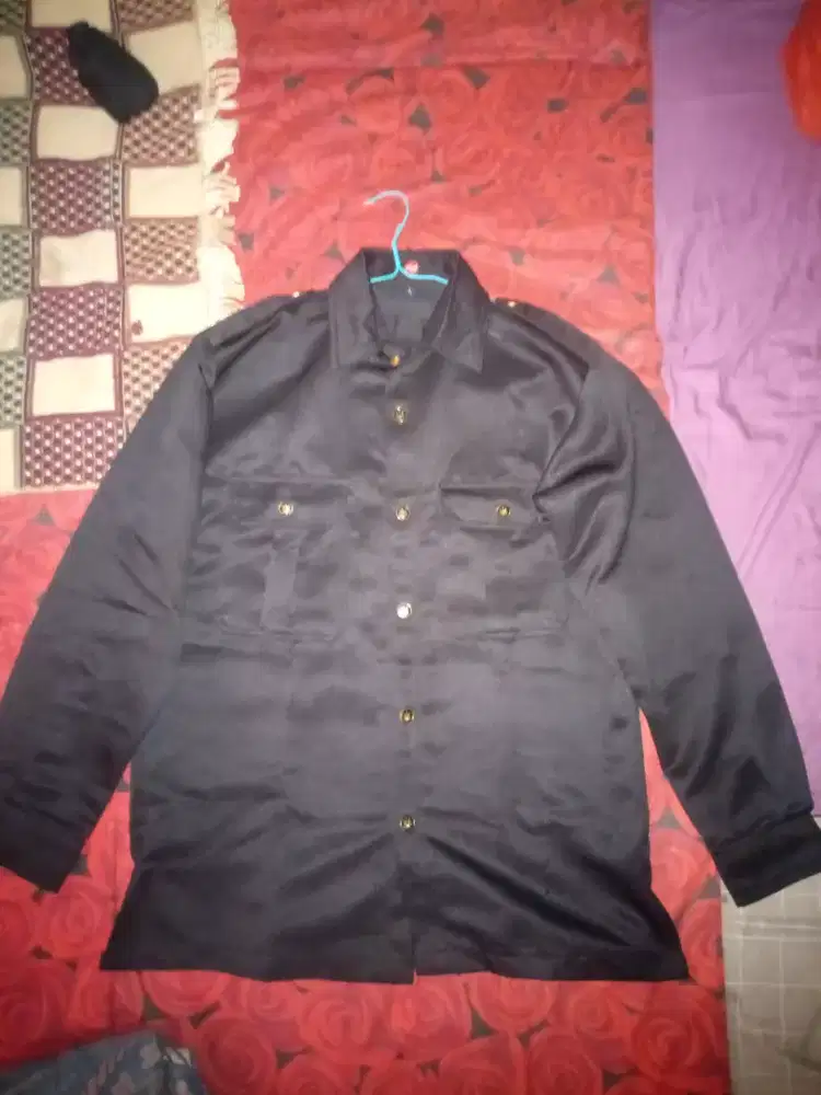 Baju safari untuk satpam atau supir