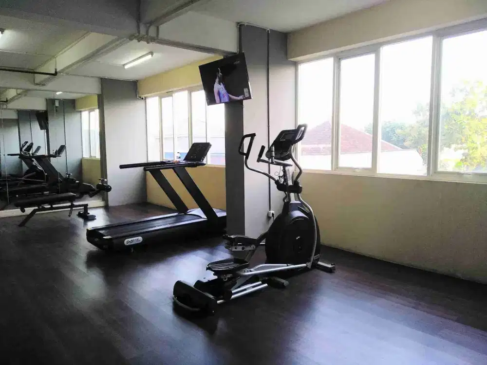 Sewa murah unit bagus luas besar 76m2 kt 3 apartemen puncak dharmahusada
