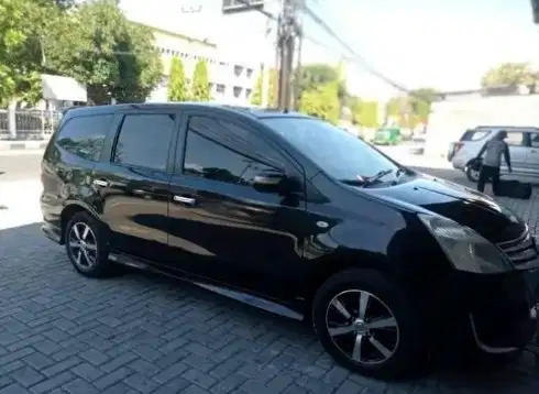 Nissan Grand livina 2009 Bensin