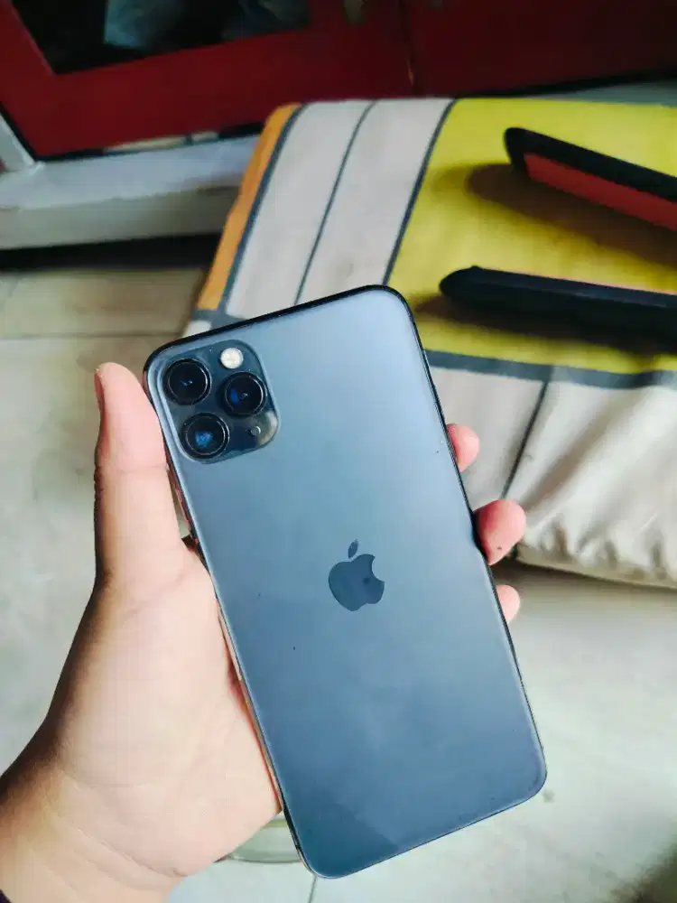 BU iPhone 11 pro max 64gb inter