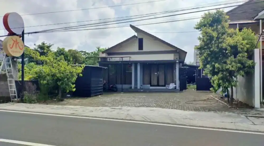 Disewakan bangunan istimewa dekat RSA UGM Kronggahan