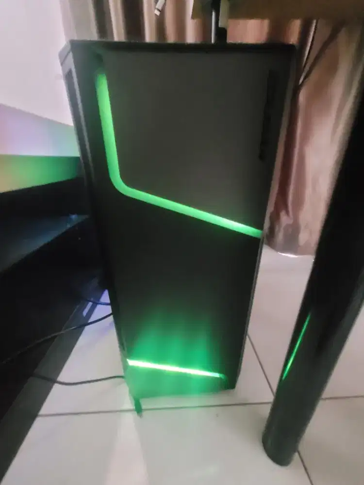 MSI B760p DDR5 /Core 15 /RTX
3050 /RAM 32Gb /NVME 1Tr
Gaming/Editing/