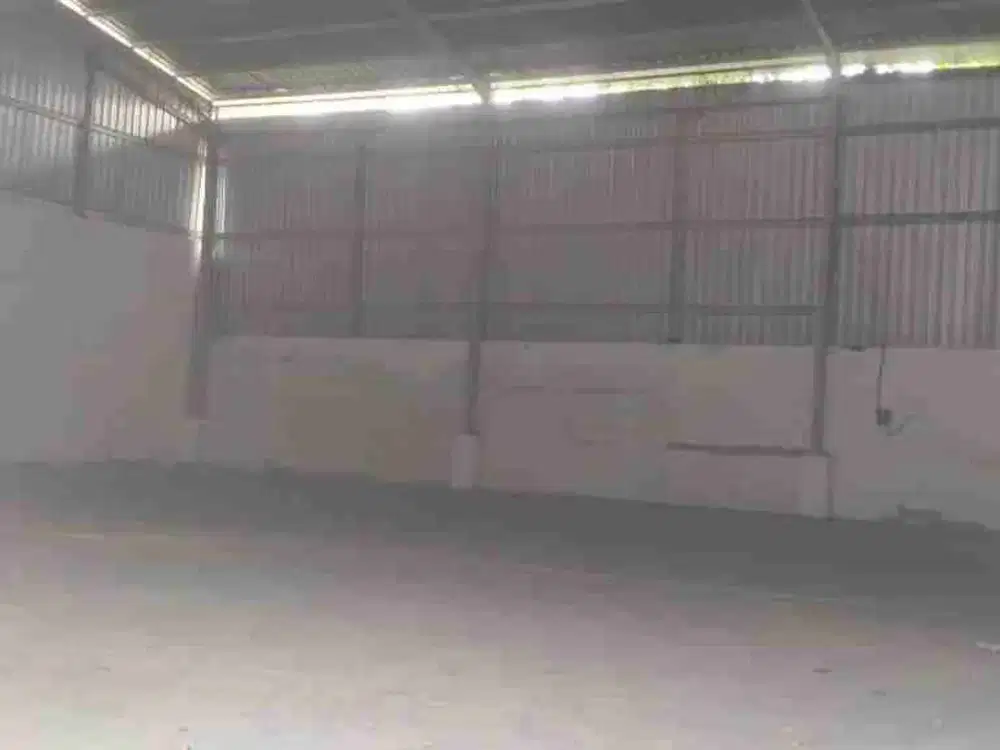 Sewa gudang bangunan baru jl raya Tropodo waru