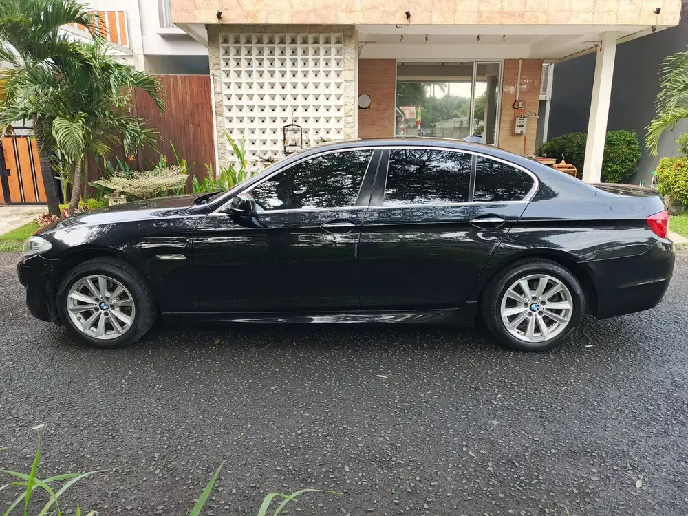 BMW 528i 2013 Bensin