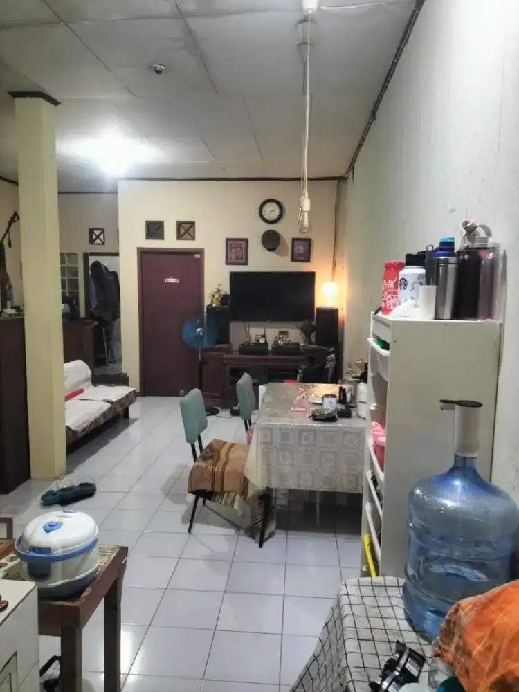 Rumah asri di bogor kuntum