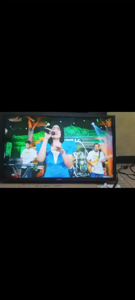 Di jual LED Samsung 32in siapa cepat dia dapat