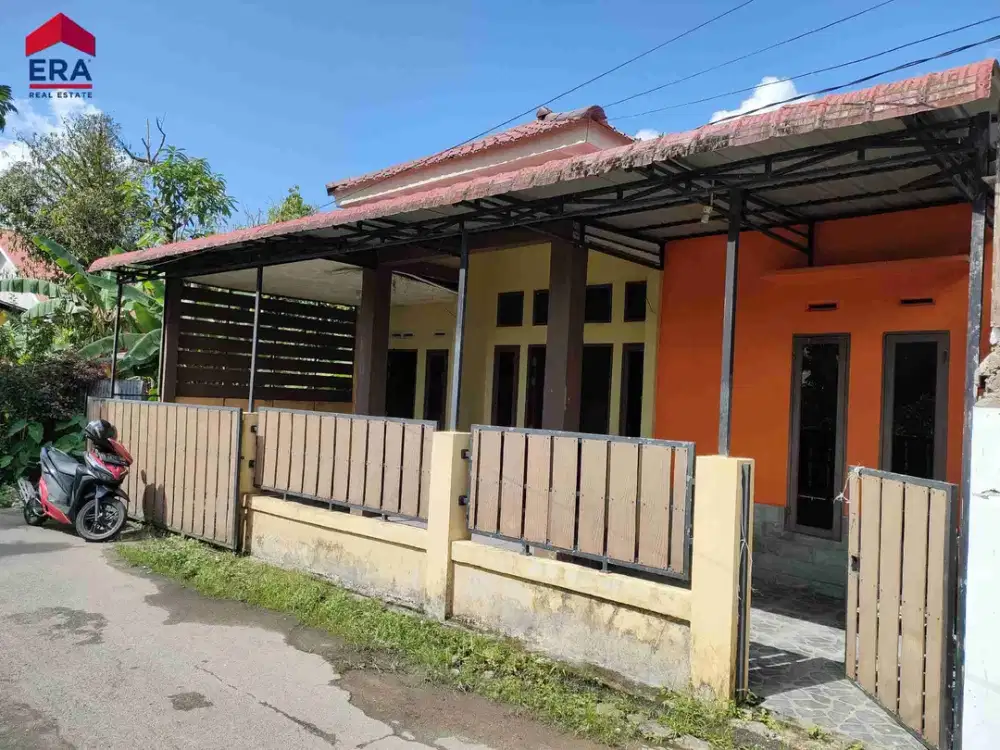 Rumah asri siap huni luas & adem di kota Pontianak, Jl. Ujung Pandang 1