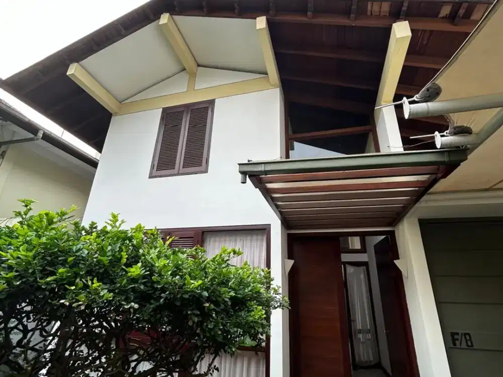 Rumah dalam Komplek taman Gandaria275 jt / thn