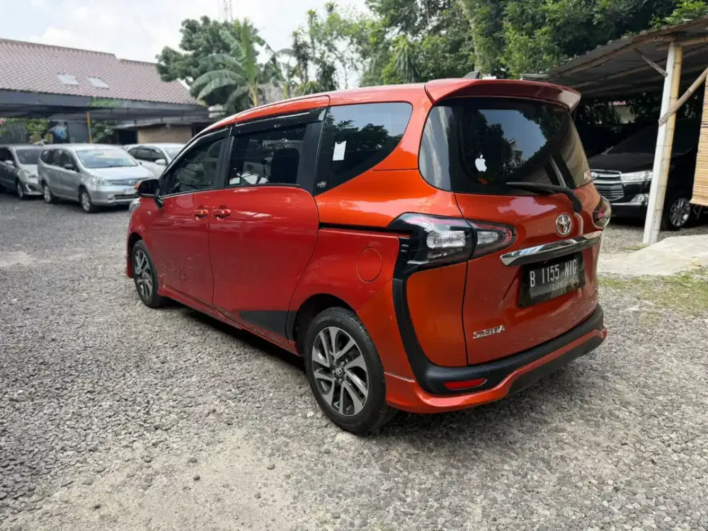 TOYOTA SIENTA Q AUTOMATIC 2016