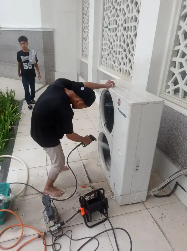 Service AC, kulkas, Mesin cuci, servis panggilan Bergaransi