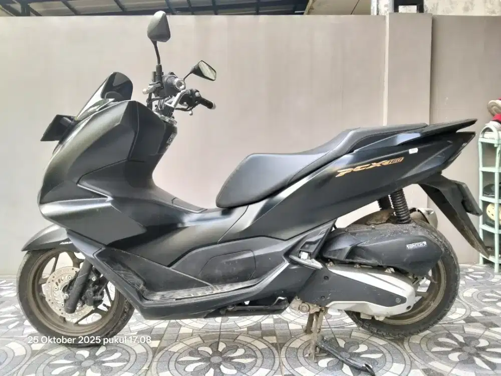 Tangan pertama dari baru, ban baru di ganti depan belakang