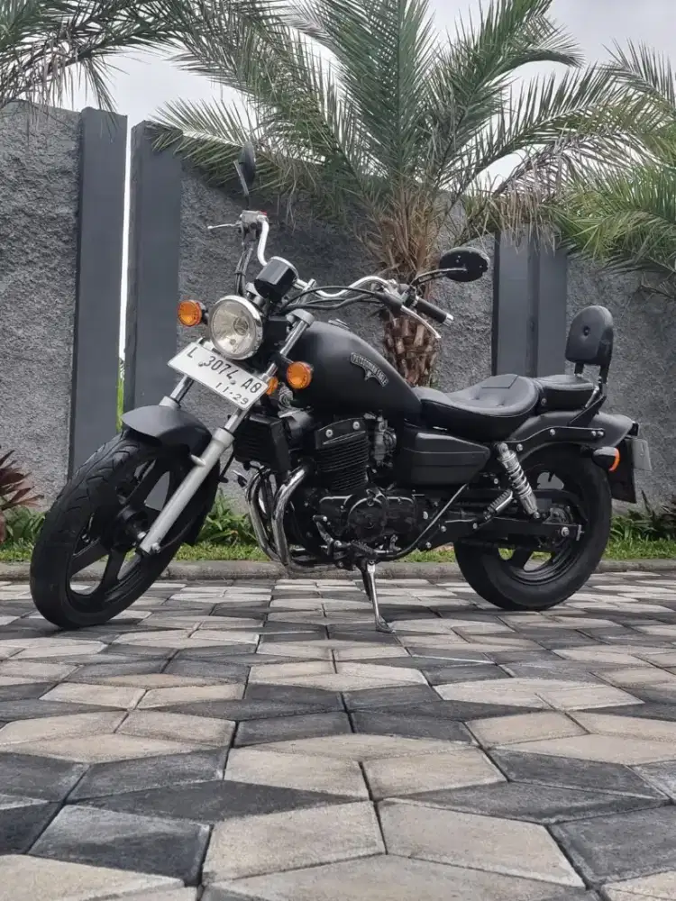 PE 250 Matte Black 2019.Odo 13 rb KM.Nopol L Surbaya