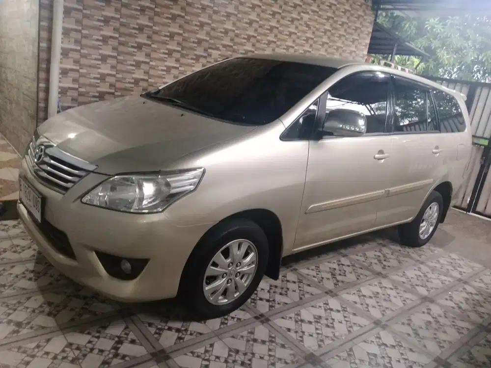 Toyota Kijang Innova 2012 Diesel