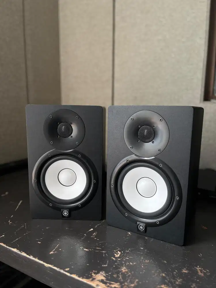 Speaker Yamaha HS7