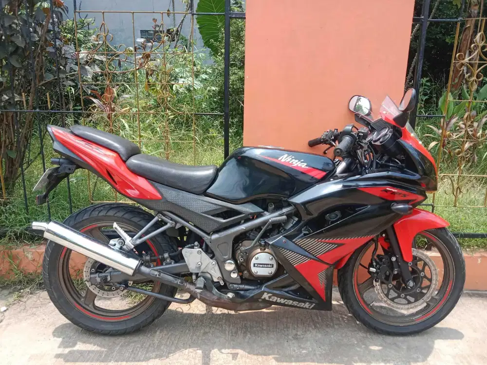 Kawasaki ninja RR th 2015 pajak panjang
