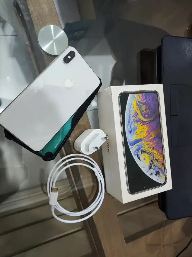 Iphone xs max 64gb ios 18.7.1 All Operator