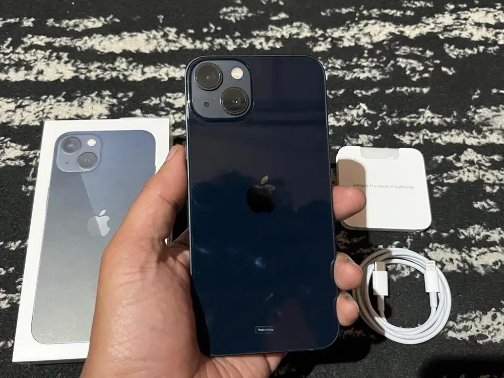 iPhone 13 128Gb Midnight Ex iBox Fullset Original  No Minus Siap Pakai